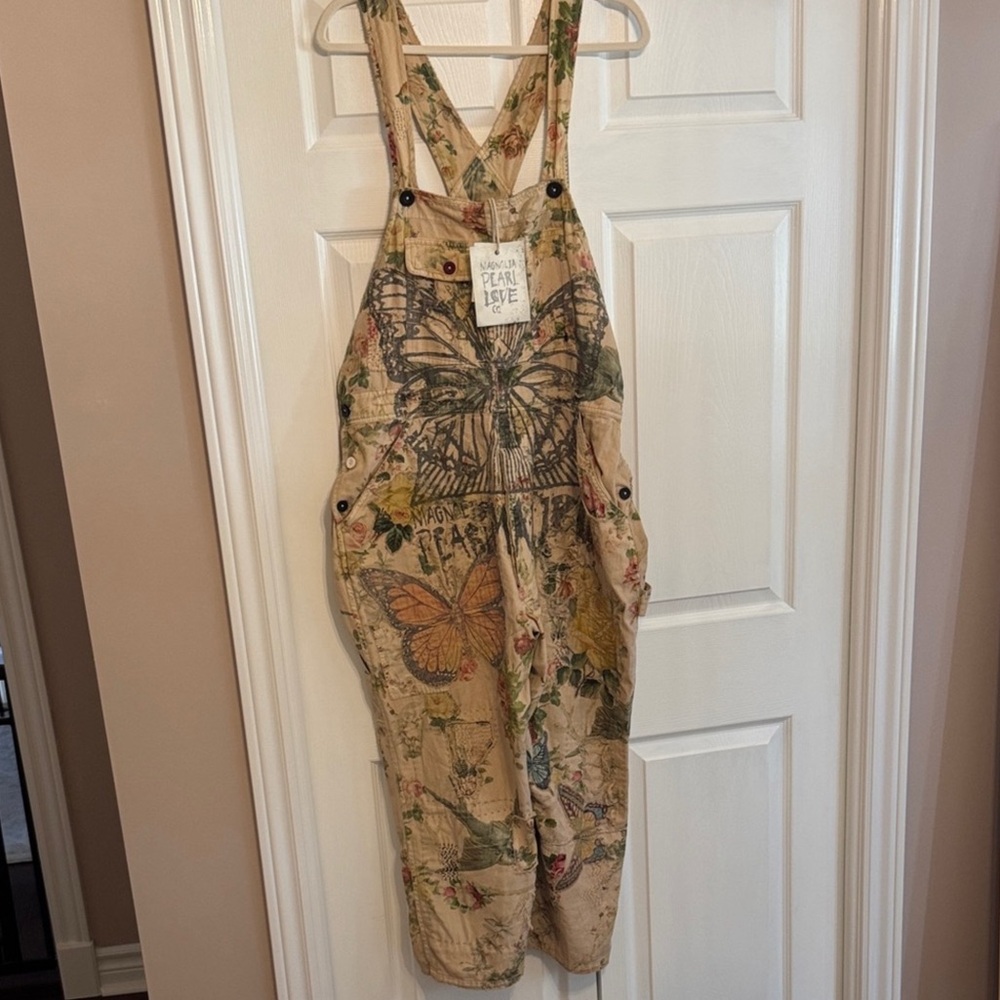 MAGNOLIA PEARL MALIBU BEAUTY LOVE OVERALLS (OSFM) - Picture 15 of 15